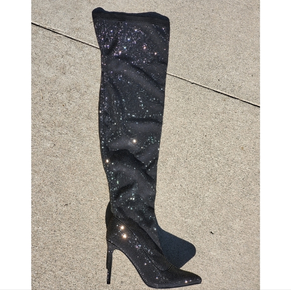 ๐๐๐จ๐ฉ 7, 8 & 8.5๐๐ฅDiamond Luxury Over Knee Boot - BLACK - Picture 9 of 9